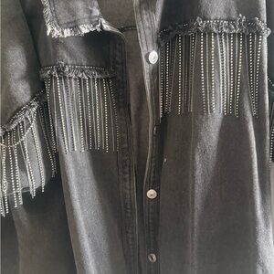 Chic Black Fringed Jean Jacket